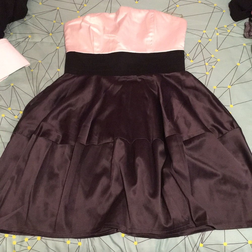 Silky White/Dark Grey Dress